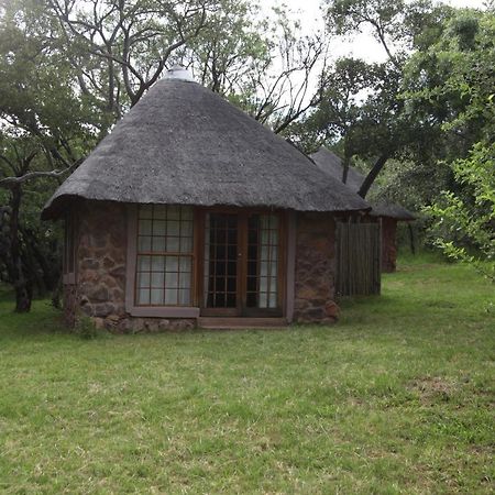 Griffons Bush Camp Villa Thabazimbi Buitenkant foto